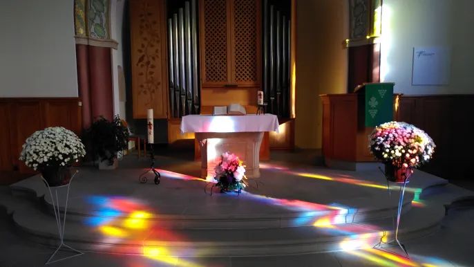 4b April 26 Bild Kirche (Foto: Elisabeth Härter) 4b April 26 Bild Kirche (Foto: Elisabeth Härter)